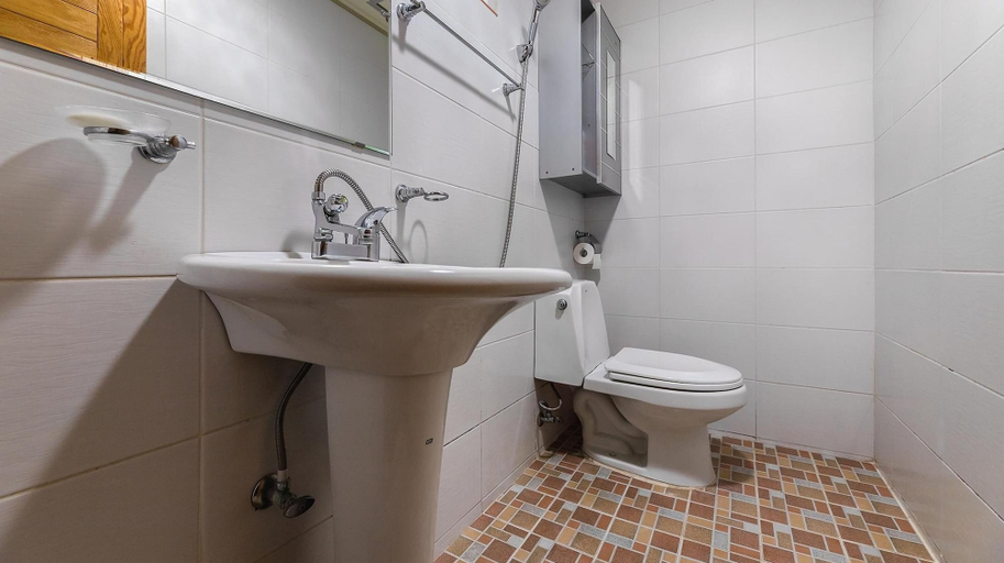 Bathroom 3, Ganghwa Badabit Pension, Ganghwa