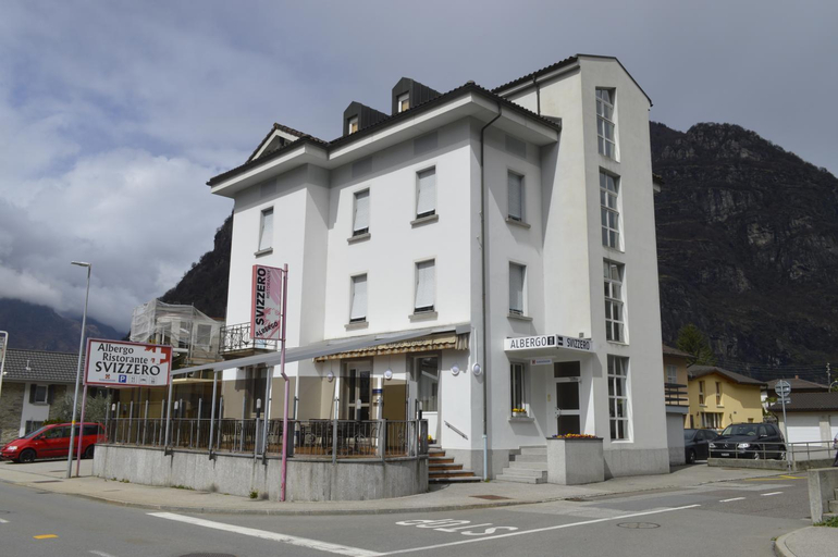 Others 5, Albergo Svizzero, Riviera