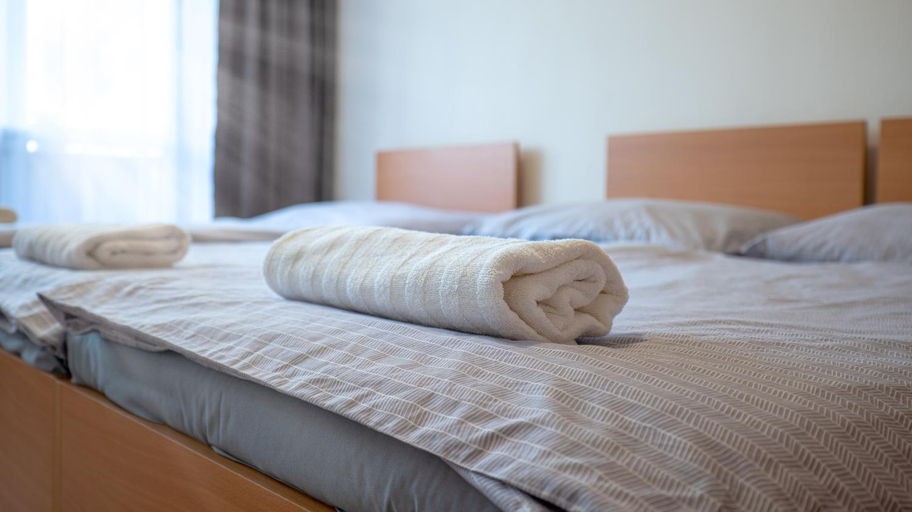 Others 4, Apartmany a Studia Zamecky park, Most