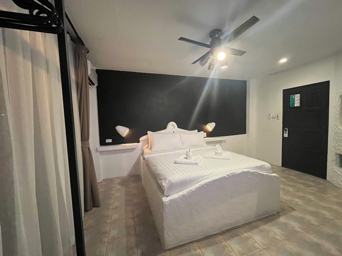 Bedroom 14