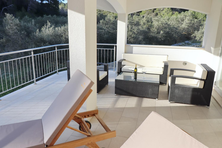 Others 3, Villa Green Bay, Vela Luka