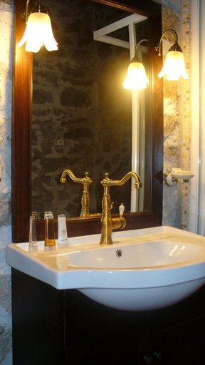 Bathroom 3, Tenuta de Maffutiis, Salerno