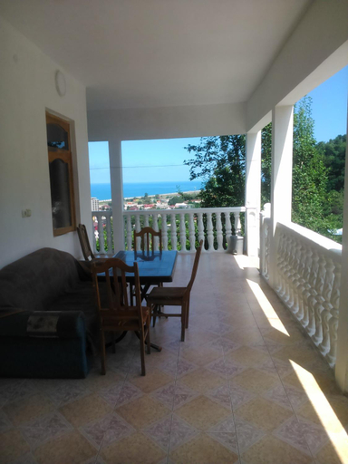 Others 2, Guest house maka, Batumi