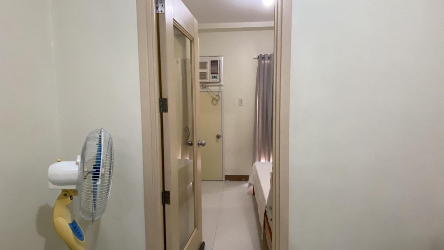 Bedroom 3, CHATEAU ELYSEE A15 Near Resto And Sm Mall/Airport, Parañaque