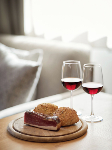 Food & Drinks 5, Residence Settsass, Bolzano