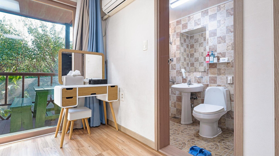 Bathroom 3, Jeju Rime Pension, Jeju