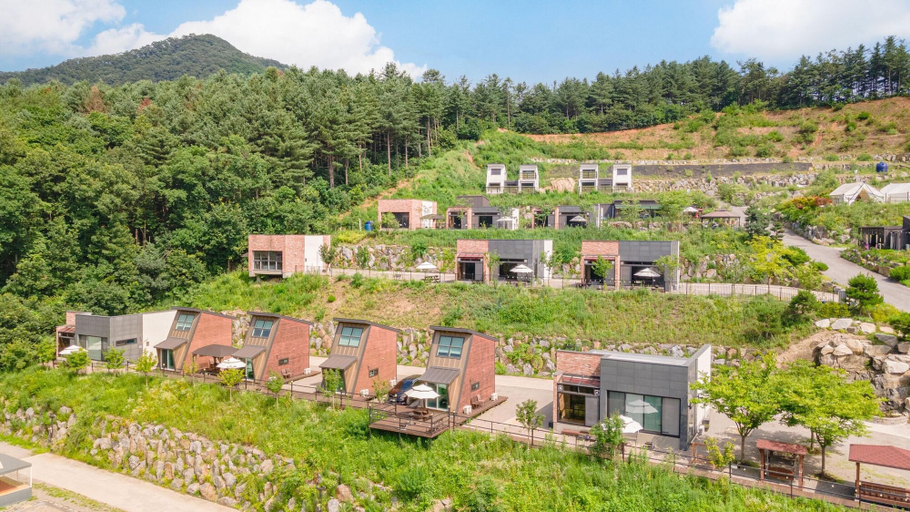 Exterior & Views 1, Hongcheon Toliaigeullaemping, Chuncheon