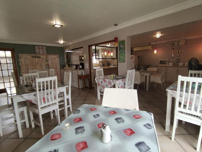 Food & Drinks, Renes Guesthouse, Pixley ka Seme