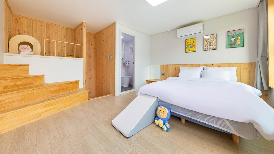 Bedroom 3, Gapyeong Dangdangi Dog Pension Purple, Gapyeong