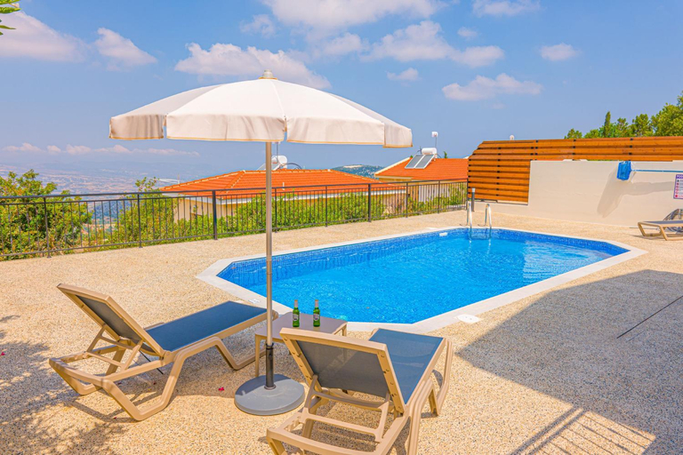 Swimming pool, Villa Aeria