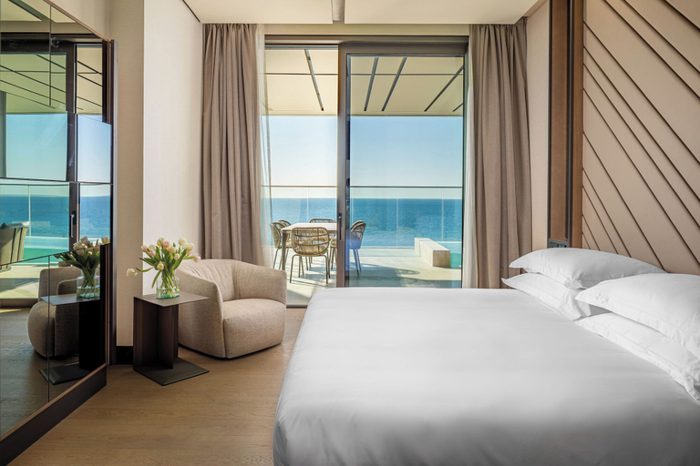Bedroom 4, Amathus Residences