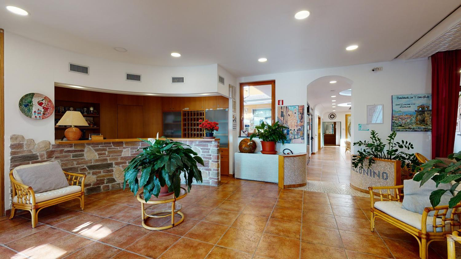 Public Area 1, Zunino, Savona
