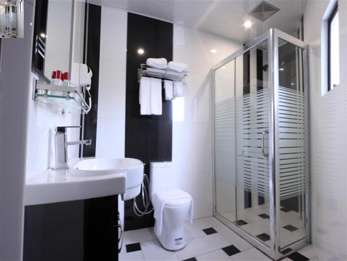 Bathroom 5