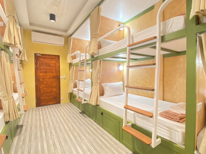 Bedroom 3, The Sierra Hostel Phuket, Pulau Phuket