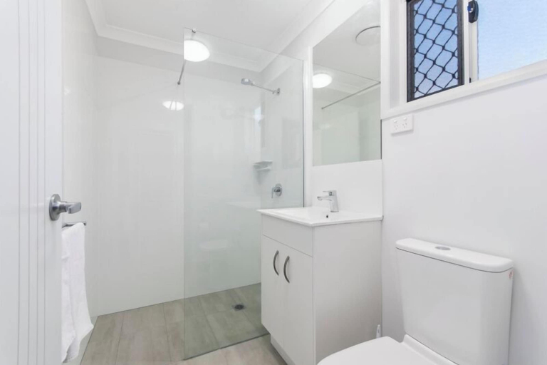 Bathroom 4, Ingenia Holidays Townsville, Thuringowa - Pt A Bal
