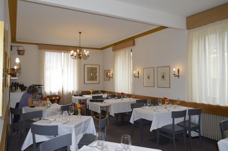 Others 2, Albergo Svizzero, Riviera