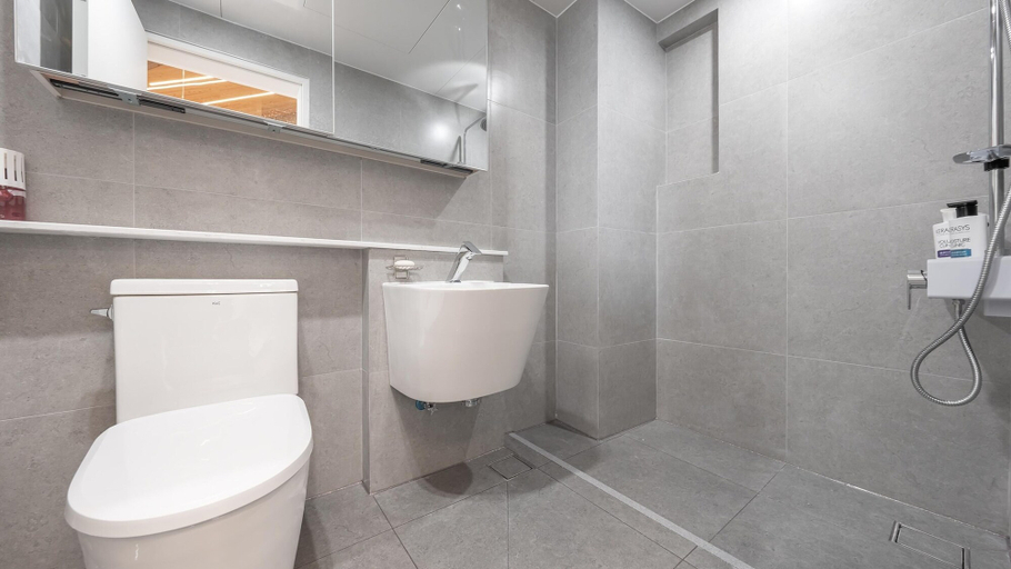 Bathroom 3, Gangneung Haerang Pension, Gangneung