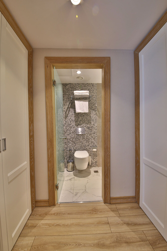 Bathroom 5, Bof Hotels CEO Suites, Atasehir