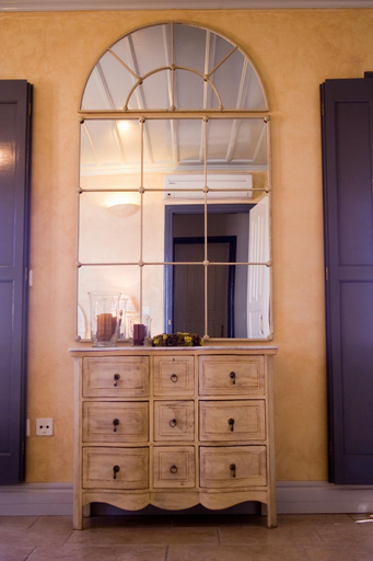 Facilities, Villa Scirocco, Attica