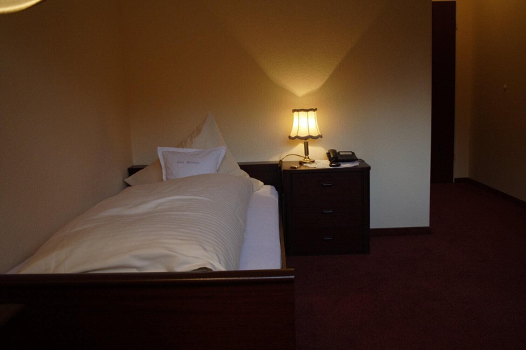 Bedroom 3, Hotel Graf Balduin, Emsland
