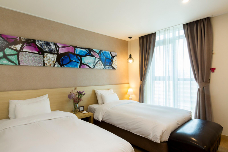 Bedroom 10