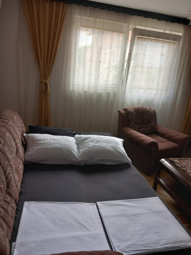 Bedroom 16
