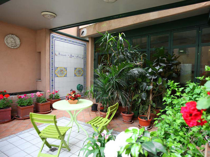 Others 5, Albergo Bice, Ancona