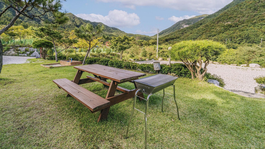 Others 5, Pocheon Swimpyo Pension, Pocheon
