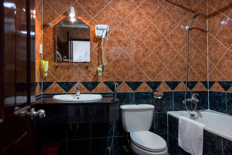 Bathroom 2