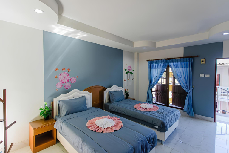 Bedroom 8