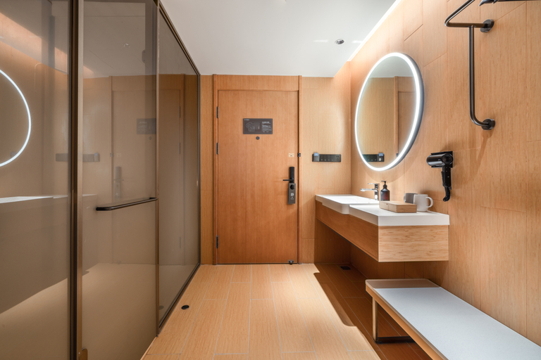 Bathroom 4