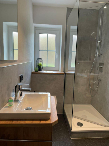 Bathroom 4, Hotel Gasthof zum Wulfen, Amberg-Sulzbach