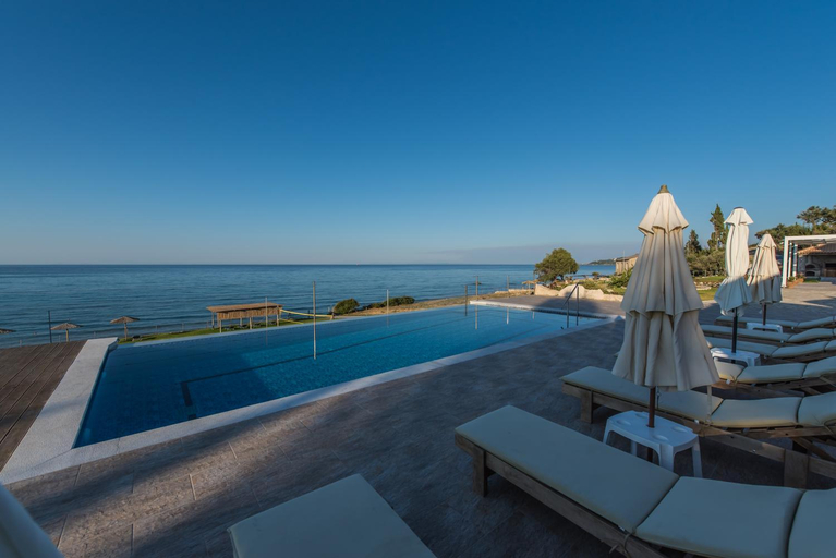 Others 4, Villa la Perla, Ionian Islands