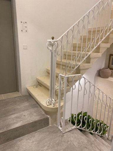 Others 4, Casa Maria Tereza