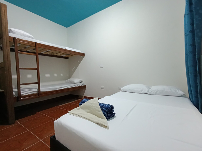 Bedroom 3, Ding-Dong Hostel, Santiago de Cali