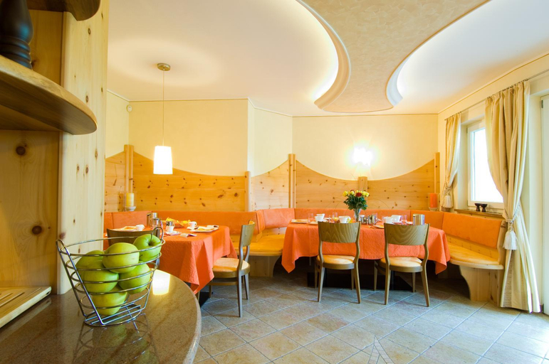 Food & Drinks 5, Villa Anina, Bolzano