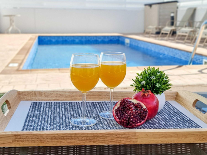 Food & Drinks, Nissi beach villa Magnolia