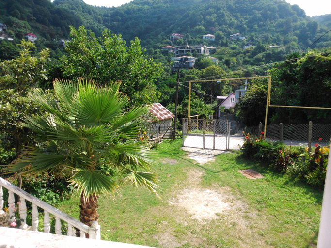 Others 4, Guest house maka, Batumi