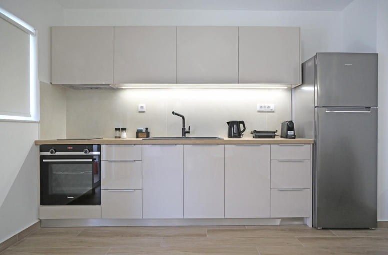 4, Central Cozy Residences, Crete