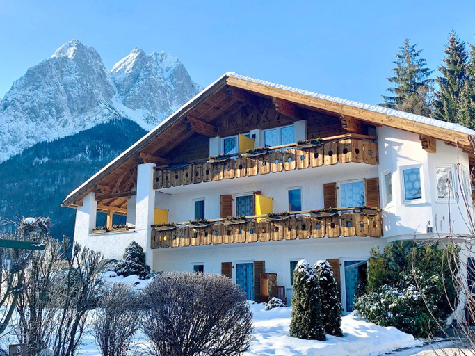 Exterior & Views 1, Boutique Hotel Langenfelder Hof, Garmisch-Partenkirchen