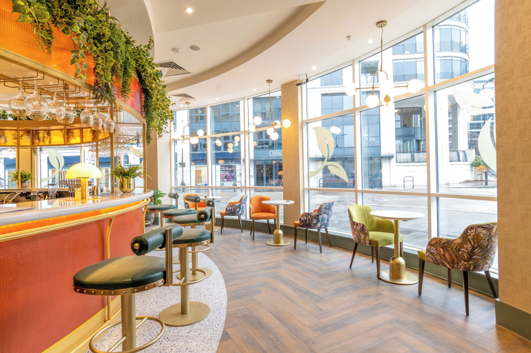 Food & Drinks 5, DoubleTree by Hilton London - Chelsea, London