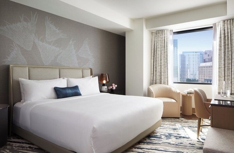 Bedroom 2, InterContinental Hotels BELLEVUE AT THE AVENUE, King