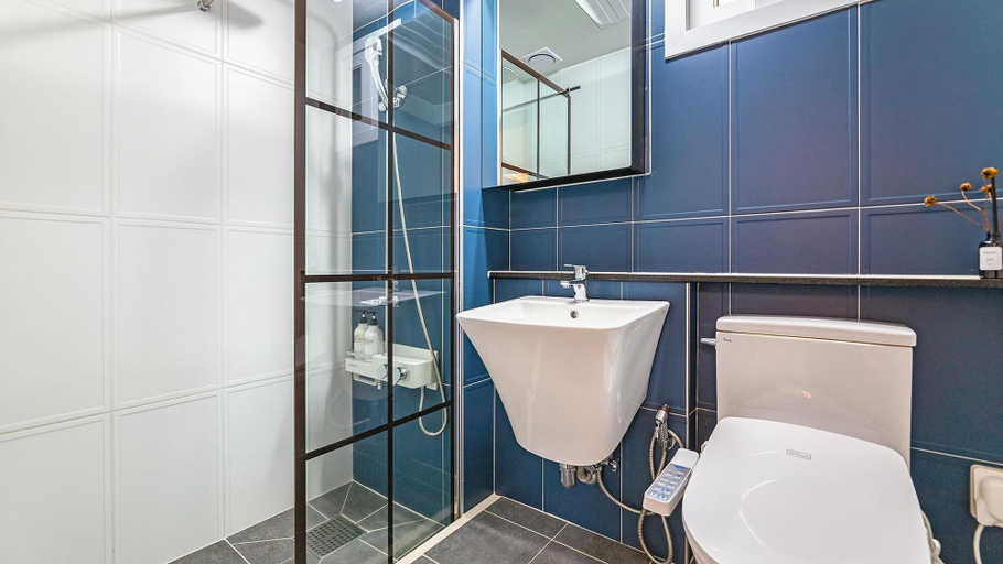 Bathroom 4, Jeju Eseutteuleya Pension, Jeju
