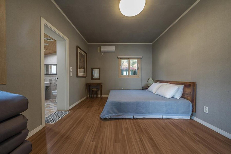 Bedroom 3, Geoje Badatga, Aesop Ajeossine jip, Geoje