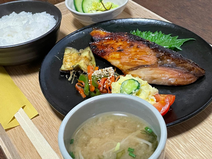 Food & Drinks 4, Megijima Beach Apartment, Takamatsu