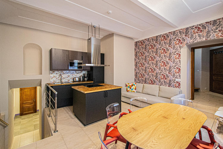 Others 4, Modern and Spacious Apartments in City Center, Praha 1