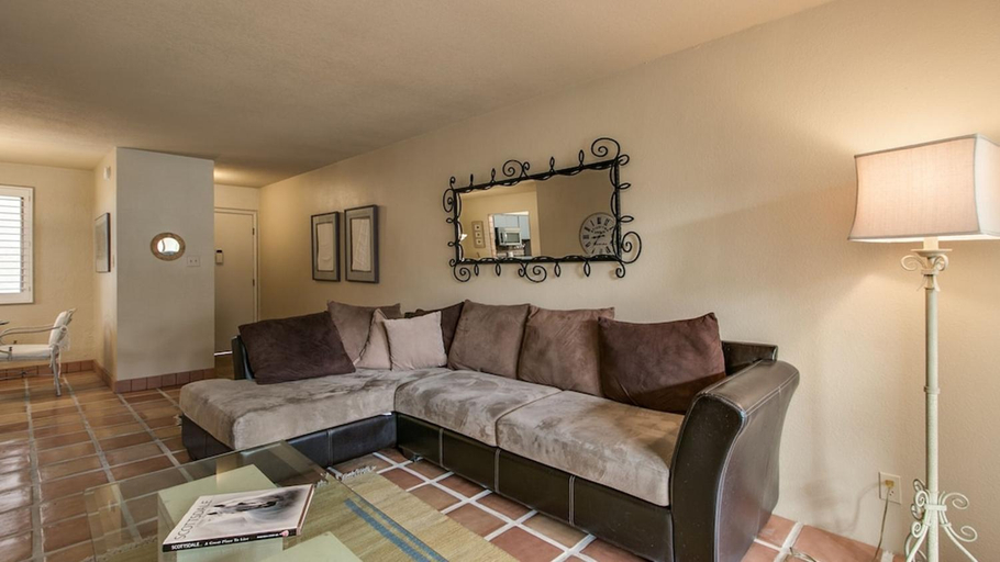 Others 4, New Charming 1-Bdrm Condo in Old Town Scottsdale, Maricopa