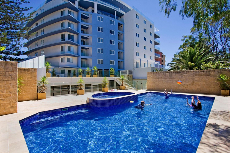 Sandy Cove Apartment The Entrance 12, Wyong - South and West