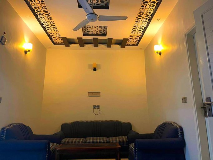 Others 3, Elegant Palace Guest House, Karachi