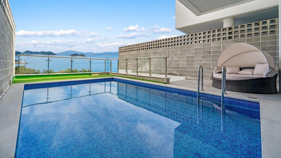Sport & Beauty 1, Yeosu Liposo Poolvilla, Yeosu